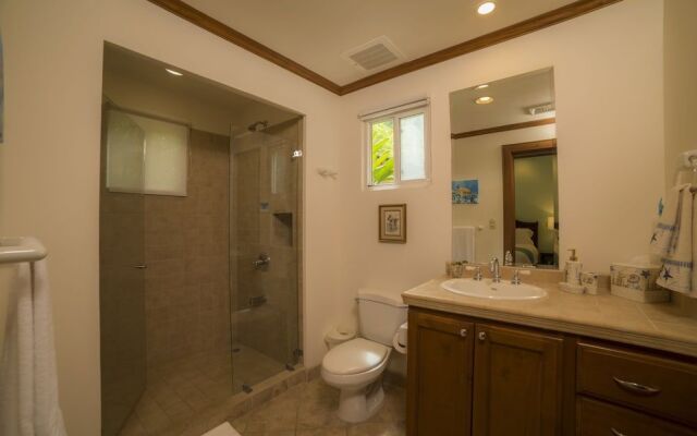 Veranda 3B 2 bedrs second floor by Stay in CR