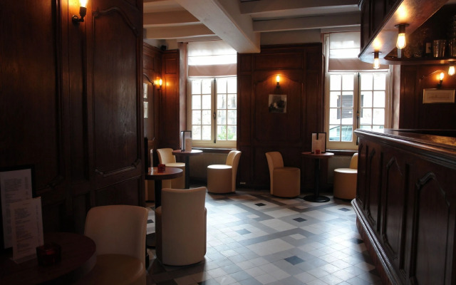 Hostellerie de la Porte Bellon