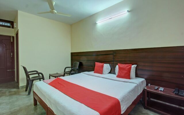 Oyo 27946 Sandhanam As Abode