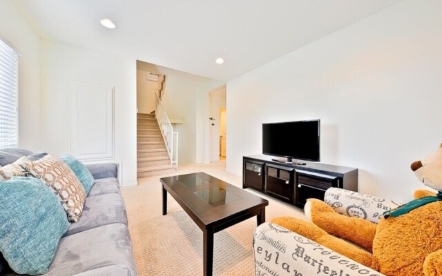 Winnie The Pooh's Treehouse 3 Bedroom Townhouse