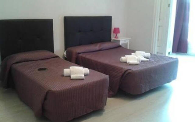 Hostal Balmes