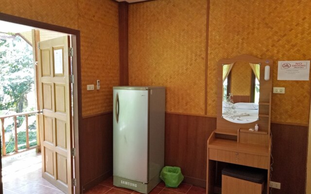 Haad Yao Sunset Bungalow