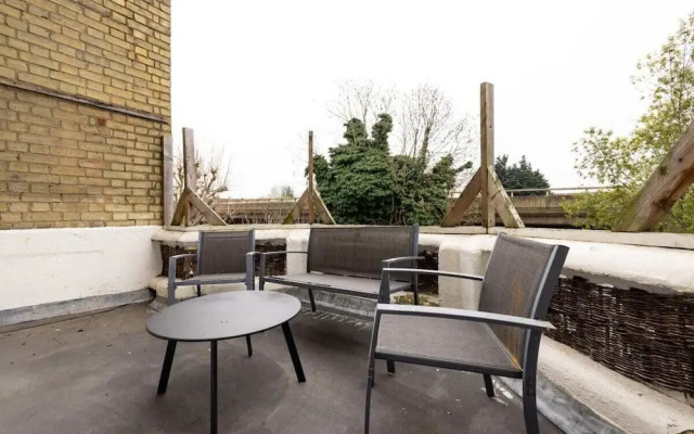 The Notting Hill Base - Charming 2bdr With Balcony