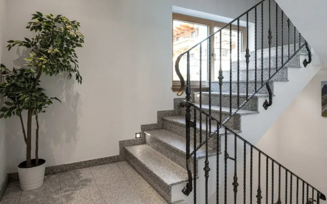 Schickster Mountain Lodge