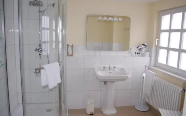 HEINRICHs winery bed & breakfast