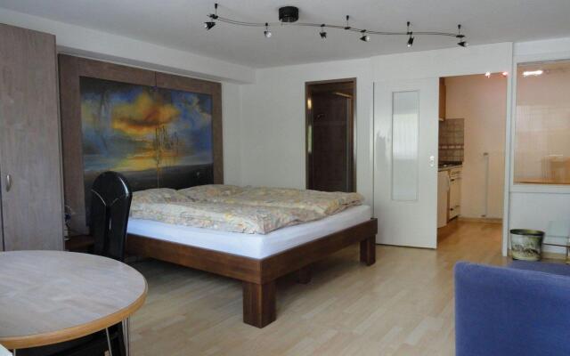 Artist Apartments & Hotel Garni