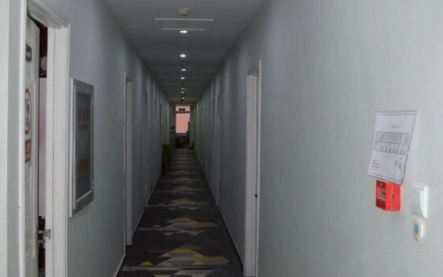 Rujia China Inn Hotel (Beijing Daxing Airport Qingyuan Road Subway Station)