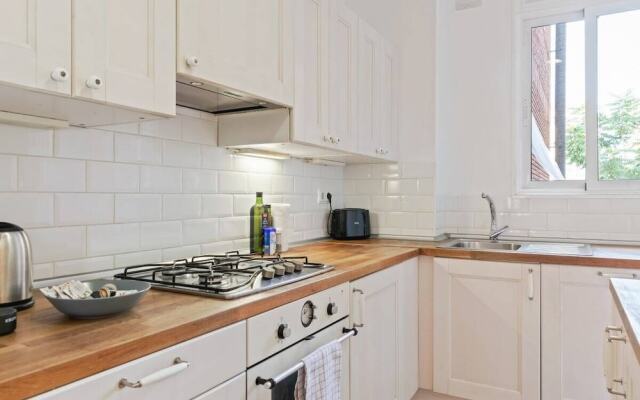 Charming 2bed apt Close to Gracia, 5mins to Metro