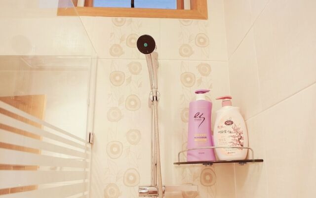 Aerang and Baebijang's House