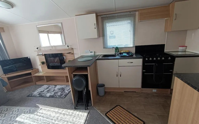 5min to the Beach - 6 Guests - Pet Friendly