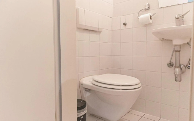 Lovely 2 Apartments - Suitable for Long Stays