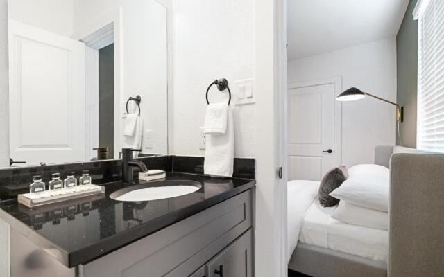 Abode Houston - Montrose Downtown