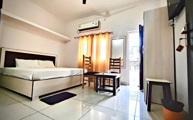 OYO 28196 Hotel Corbett Radiance