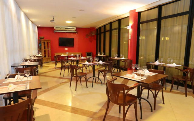 Executive Inn Hotel