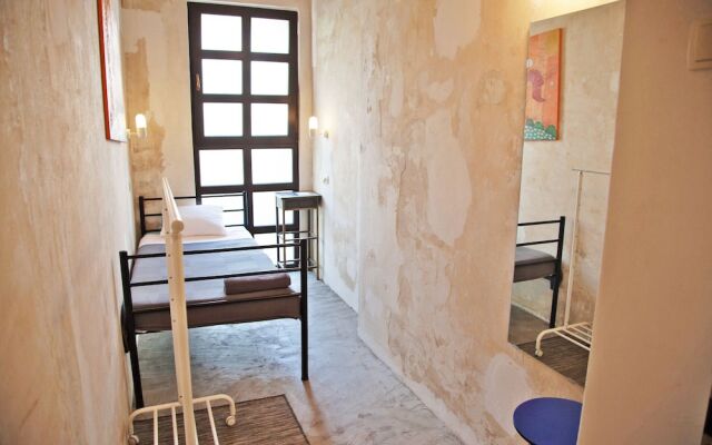 The Doors Apartments