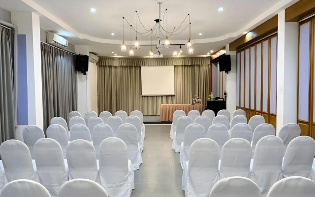 Phukaning Hotel