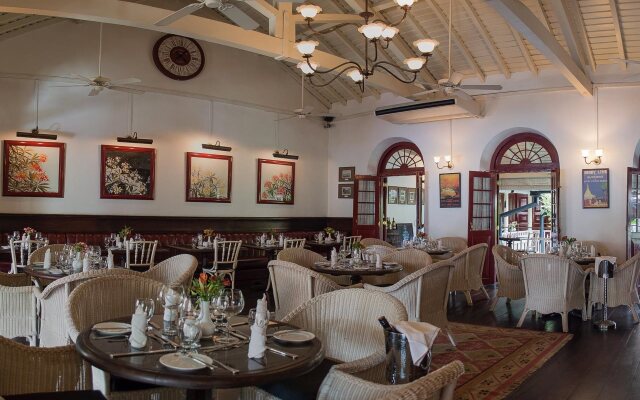 Royal Bar & Hotel