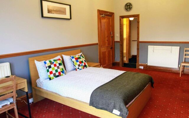 Airdenair Guest House