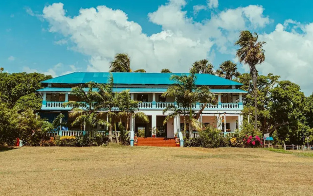 Kingfisher Beach Resort