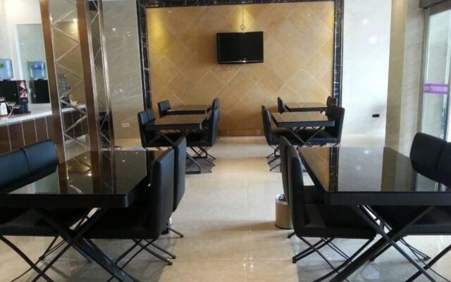 Kunlun Leju Business Hotel