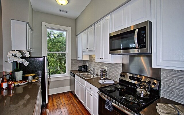 2 Bed Home in Downtown Savannah