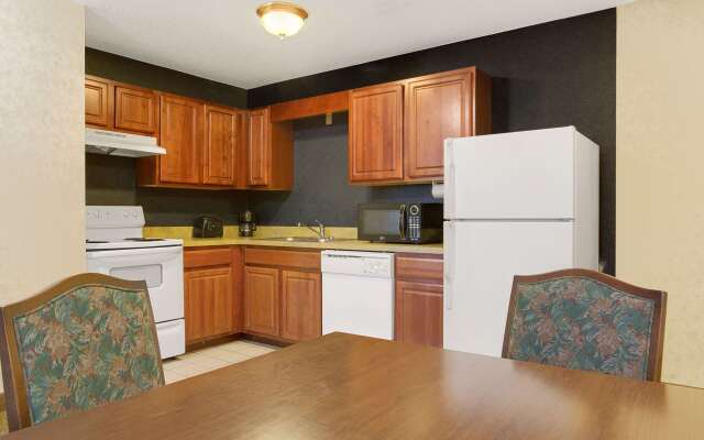 Hawthorn Extended Stay by Wyndham Cincinnati/Sharonville