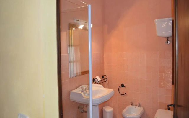 Charming Flat With Pool Surrounded by Nature