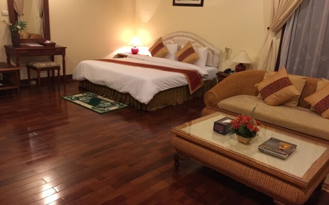 Champa Palace Hotel