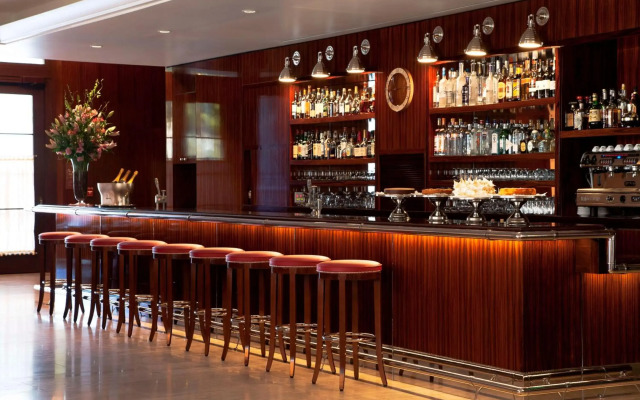 Cameo Beverly Hills