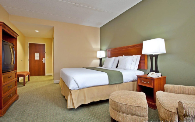 Holiday Inn Express Hotel & Suites Conover (Hickory Area) by IHG