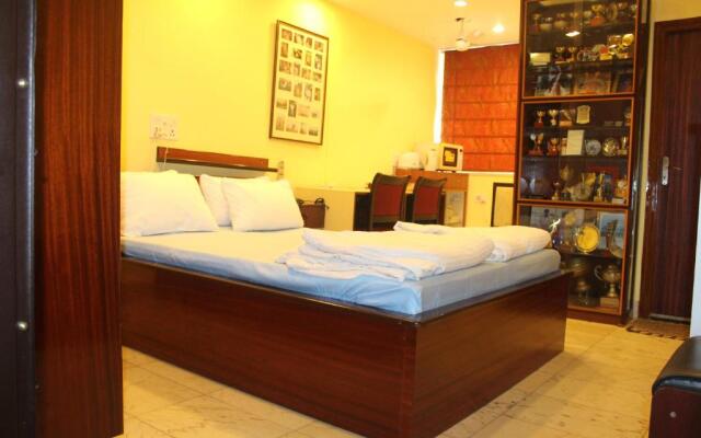 Service Apartments, Park Street, Calcutta