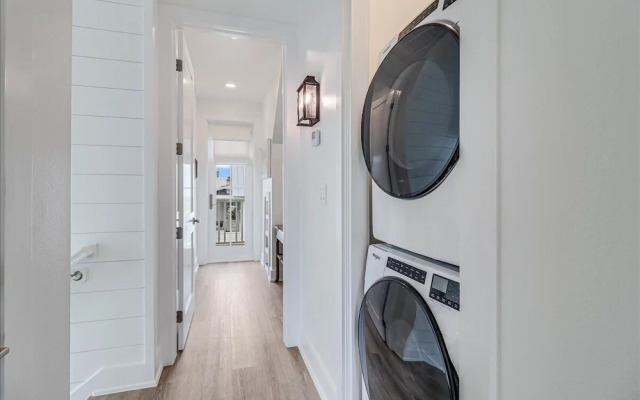 Chillin' the Most 104 SOU