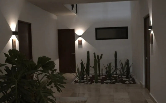 B10 Distinctive Hotel