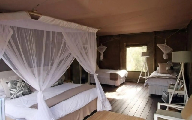 Ngama Tented Safari Lodge