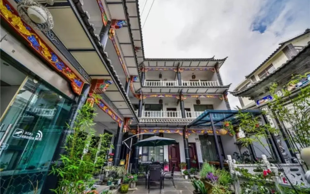 Mr.Duan Inn