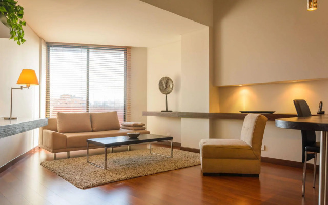 Nico ApartaSuites