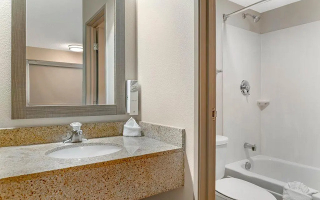 Red Roof Inn Detroit-Rochester Hills/Auburn Hills