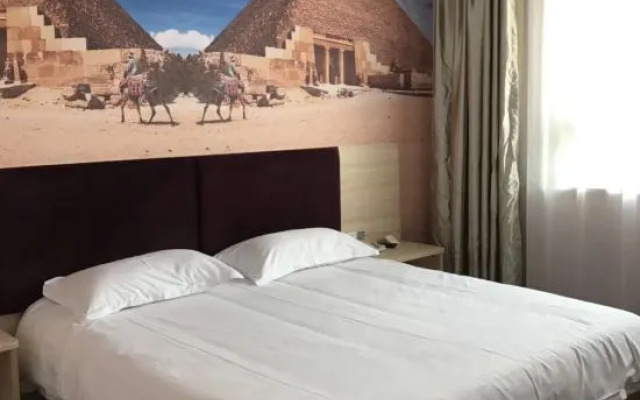 Shanghai Longfu Boutique Hotel