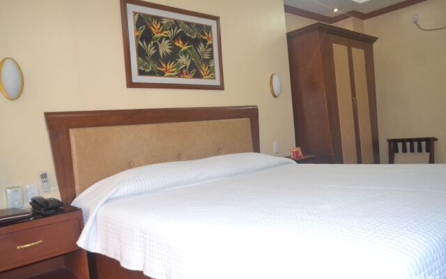 Pacific Breeze Hotel and Resort
