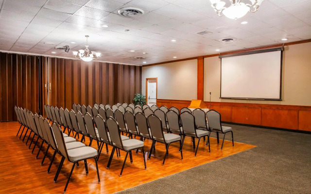 Red Lion Hotel & Conference Center Ellensburg