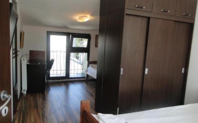 Hostel Bella Italia