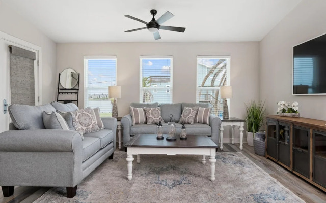 The Lodge at Little Bay