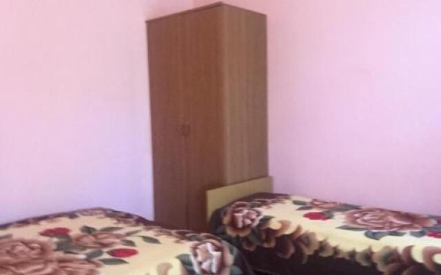 Guest house on Pravoslavnaya 2