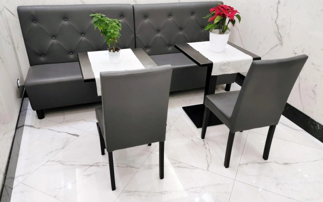 Hotel Valentino Palace