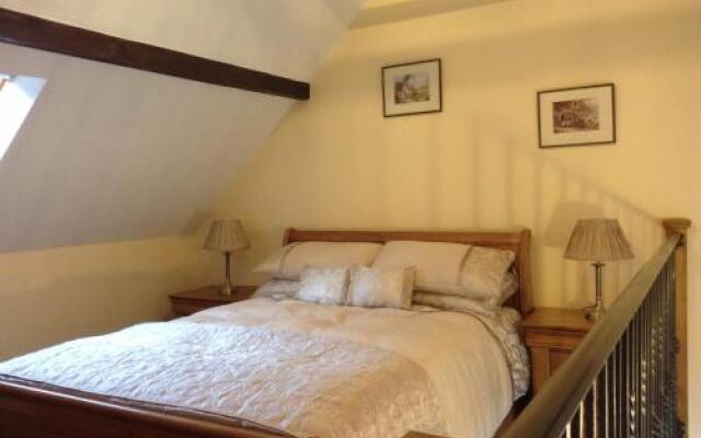Woodleighton Cottages