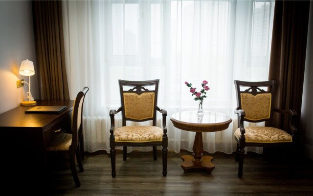 Harbin Eaself Hotel
