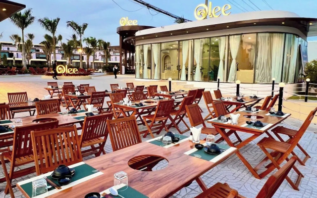 Olee Sea View Resort