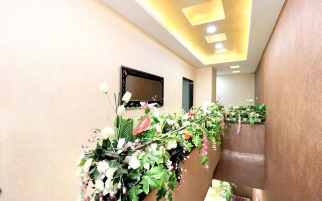 Hotel Pakeeza By OYO Rooms