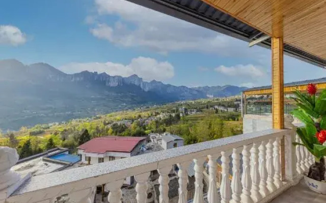Yixia Resident Homestay, Enshi Grand Canyon