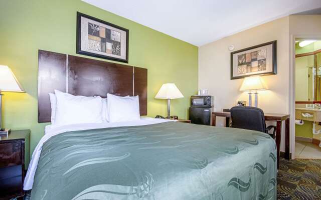 Quality Inn & Suites Glenmont - Albany South